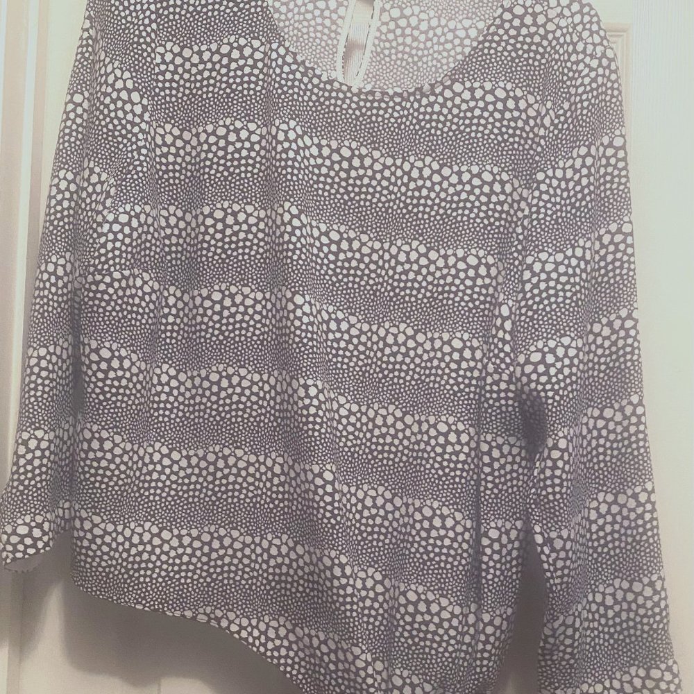 Talbots Women's black on white top
